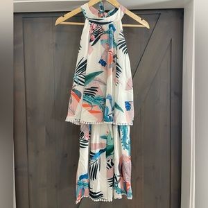 Perfect vacation romper!